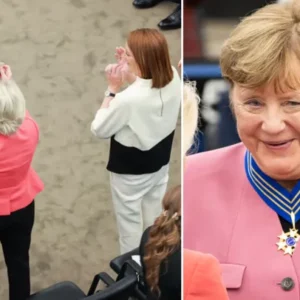 Merkel fékk heiðursorðu af ESB – krefst aukinnar ritskoðunar